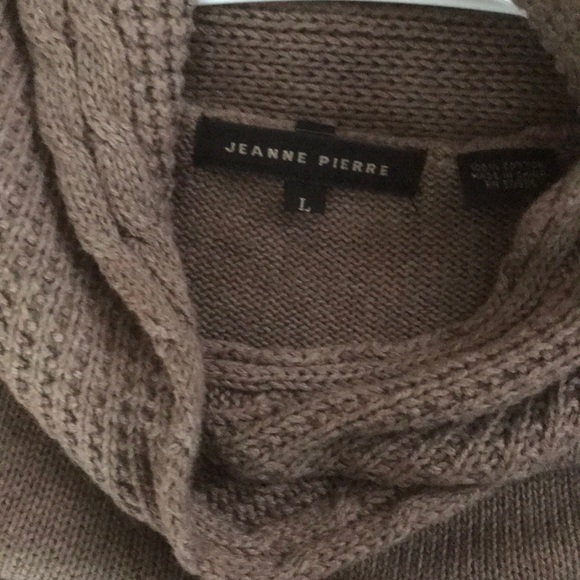 Men’s Fleece Sweater - Picture 4 of 5